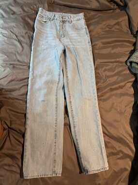 Light Wash Straight Leg Jeans